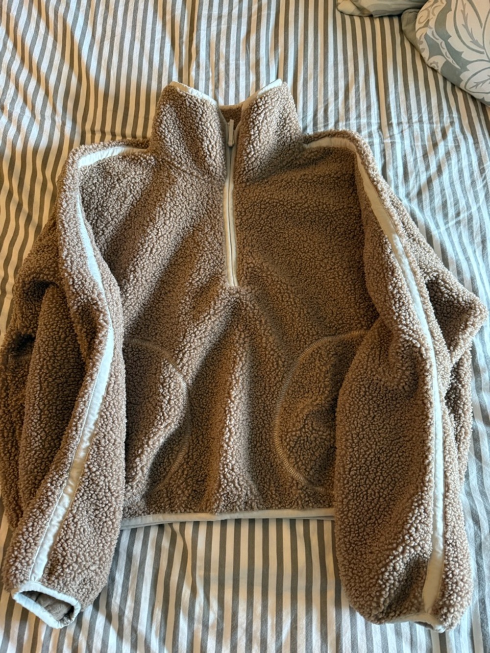 Cropped fleece quarterzip